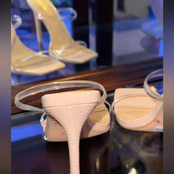 Olivia Jaymes Women's Clear Strap Stiletto Heels Open Toe Party Sandals size 7 - Picture 4 of 6